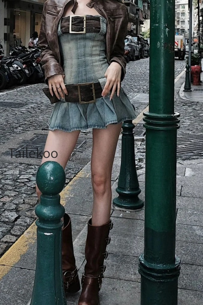 retro-sexy-belted-denim-dress