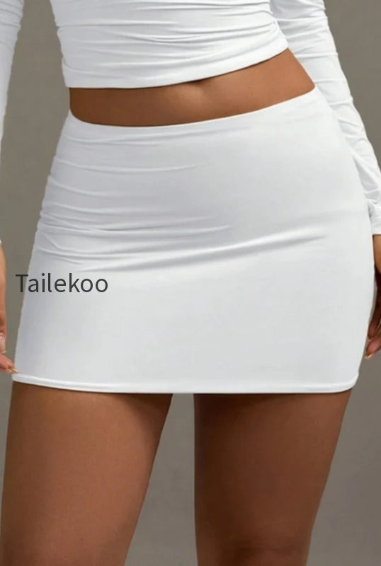 low-waist-bodycon-mini-skirt
