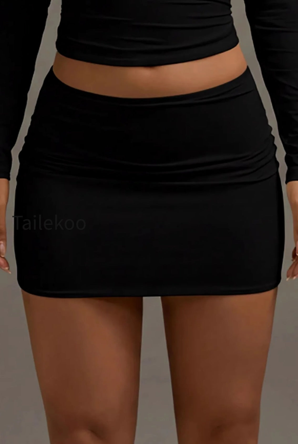 low-waist-bodycon-mini-skirt