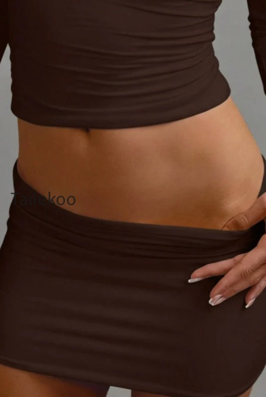 low-waist-bodycon-mini-skirt