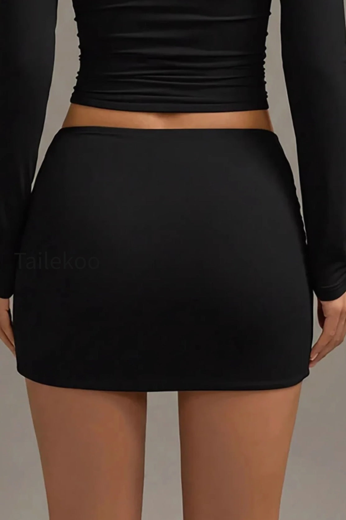 low-waist-bodycon-mini-skirt
