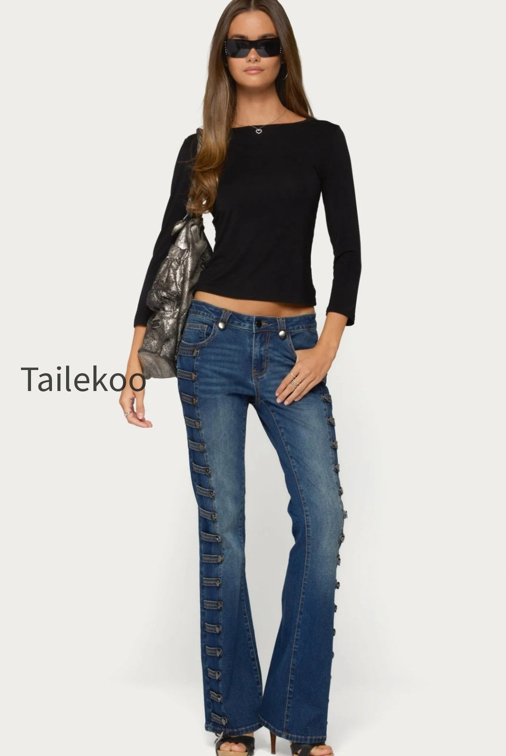 s25683_black
