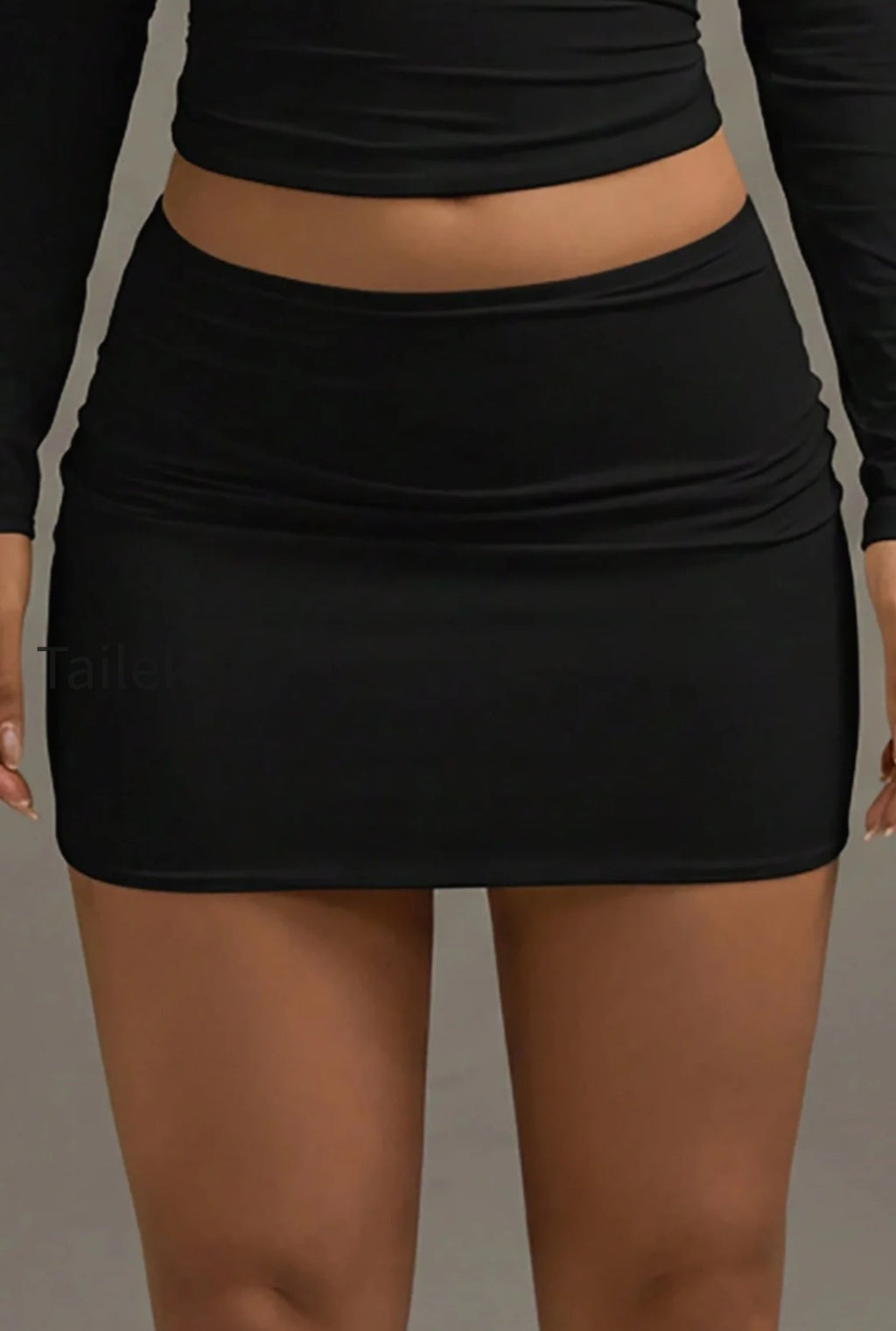 low-waist-bodycon-mini-skirt